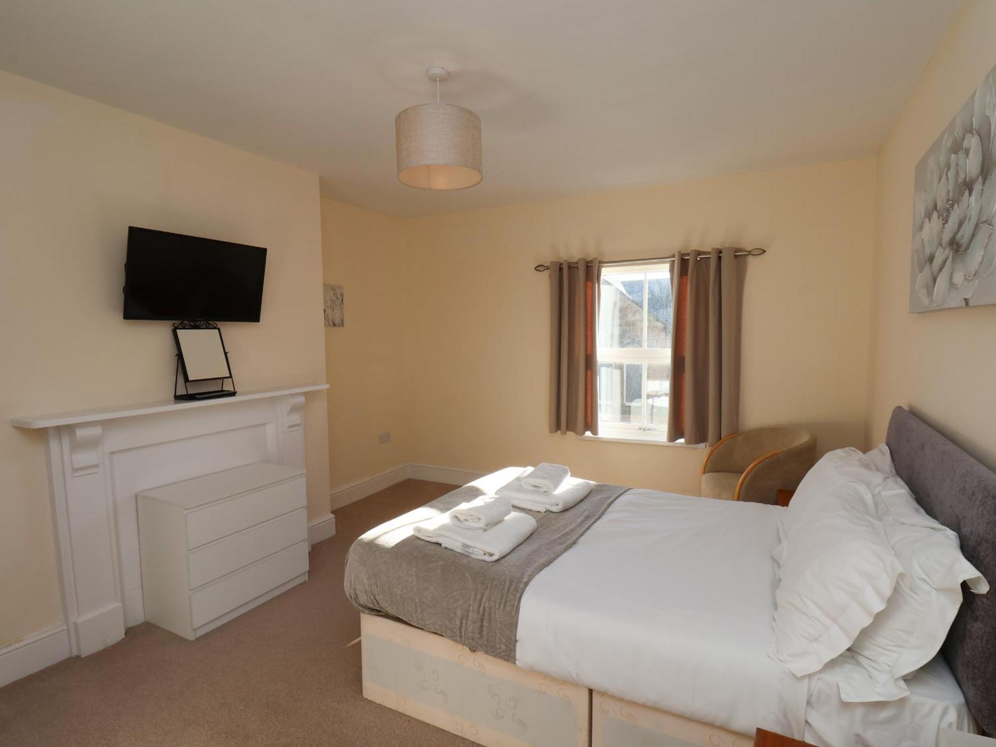 4 Normanby Terrace *