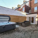 4 Normanby Terrace