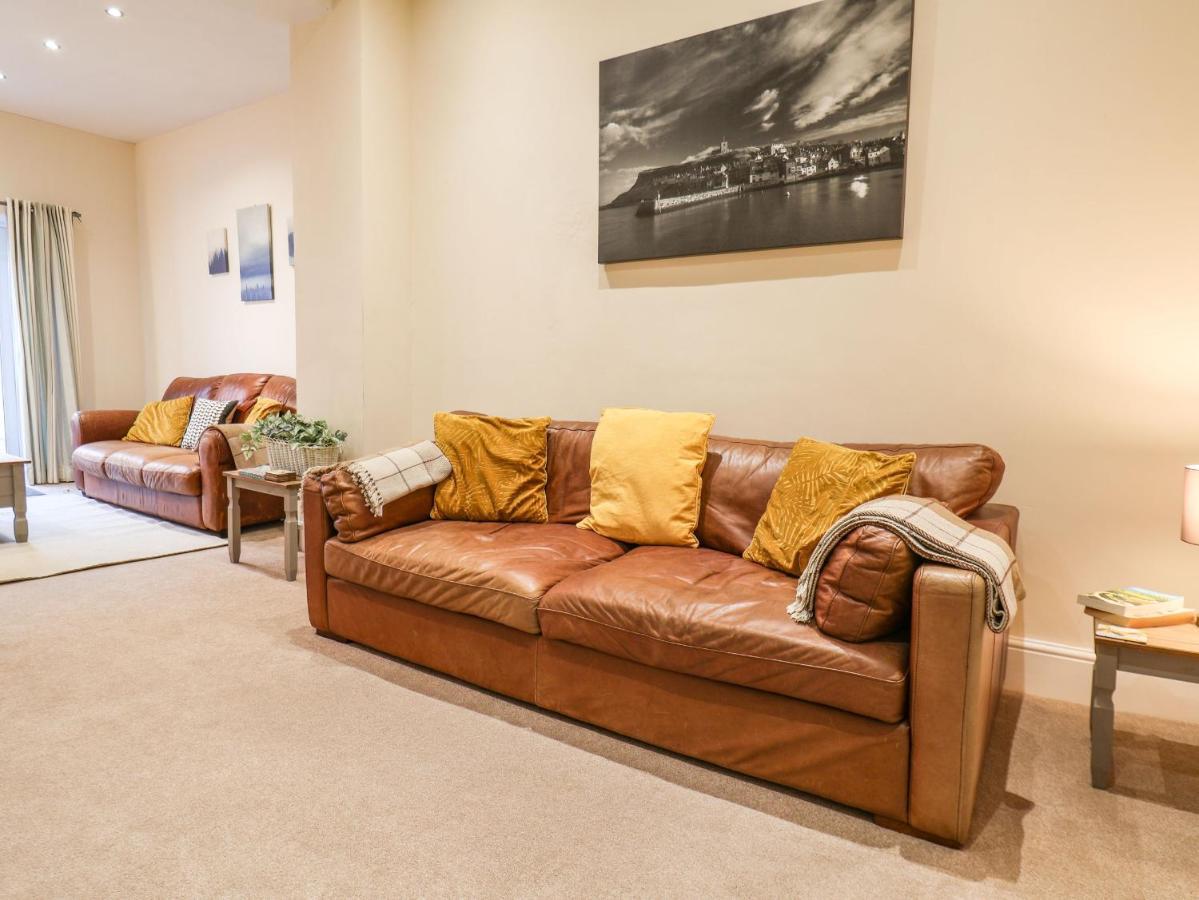 Holiday home 4 Normanby Terrace
