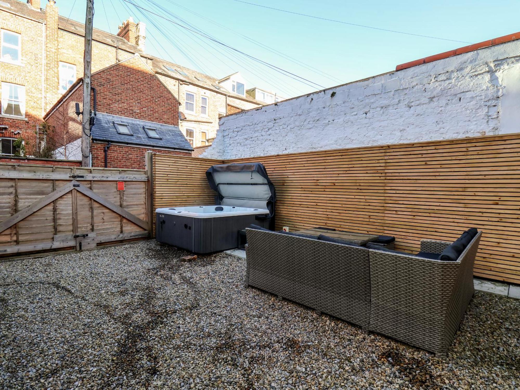 4 Normanby Terrace * Whitby